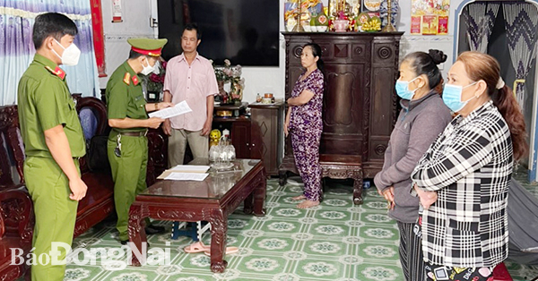 Cơ quan điều tra đọc lệnh bắt tạm giam đối với bị can Nguyễn Hữu Thành