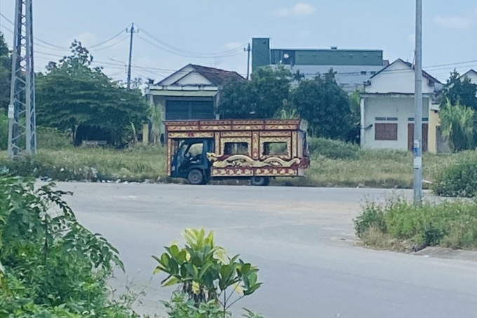 Thân nhân người chết vì COVID-19 phải bỏ ra từ 20 triệu đến 35 triệu để mai táng.