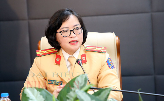 Thượng tá Tạ Thị Hồng Minh, Phó Trưởng phòng Hướng dẫn tuyên truyền, điều tra, giải quyết TNGT, Cục CSGT. Ảnh: Quốc hội