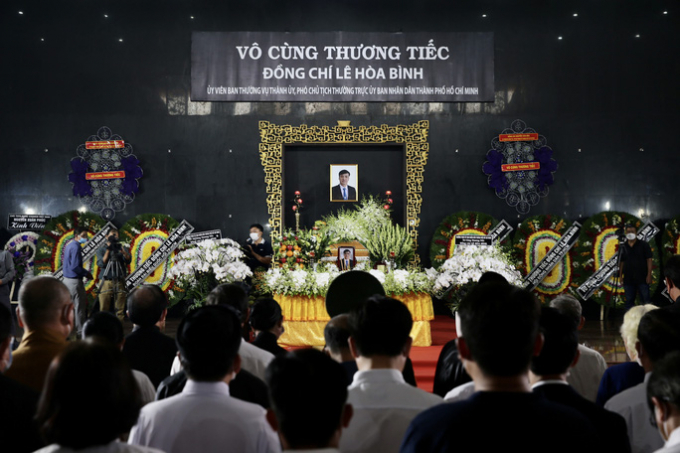 Lễ viếng ông Lê Hòa Bình đang diễn ra tại Nhà Tang lễ Quốc gia phía Nam