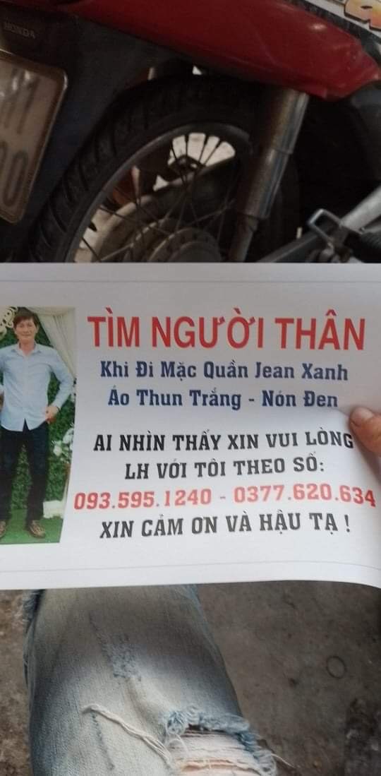 Anh Cường in tờ rơi và đi khắp nơi tìm ba GIA ĐÌNH CUNG CẤP