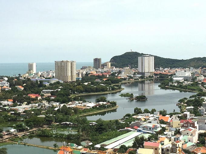Dự án Công viên Bàu Sen hình thành không gian công viên công cộng xanh – sạch – đẹp với các khu vực sân bãi, đường dạo cảnh quan, quảng trường…