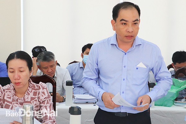 Phó chủ tịch UBND TP.Biên Hòa Huỳnh Tấn Lộc báo cáo tình hình thu hồi đất đai cho các dự án tại TP.Biên Hòa.