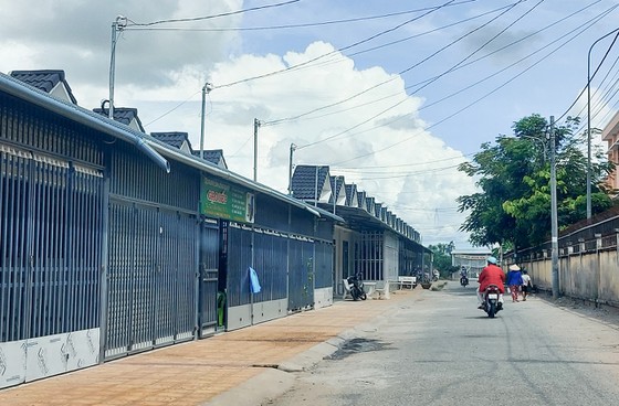 Hiện nhiều hộ dân đã thực hiện giao dịch mua bán và vào ở tại KDC Văn Minh