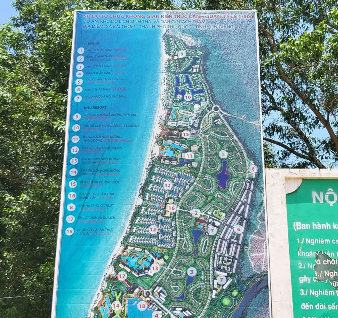 UBND TP Phú Quốc ban hành nhiều quyết định thu hồi đất của dân để giao cho doanh nghiệp tư nhân làm dự án Khu du lịch sinh thái và dân cư Rạch Tràm với diện tích khổng lồ 173,53ha. Trong đó có 18 thành phần bao gồm các khu nhà ở cao tầng và thấp tầng, các khu Resort nghỉ dưỡng, khu dịch vụ du lịch - ẩm thực