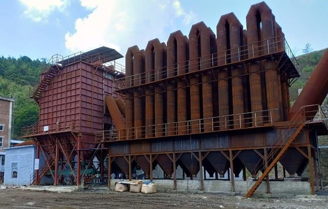 Một công trình nằm trong dự án Nhà máy điện phân chì kẽm Bắc Kạn đang bị BIDV rao bán. (Ảnh: Tuấn Sơn)