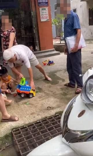 (Ảnh cắt từ clip)