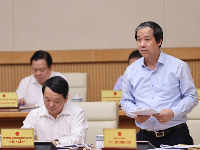 Bộ trưởng Giáo dục - Đào tạo Nguyễn Kim Sơn tại phiên họp sáng 4.7 NHẬT BẮC