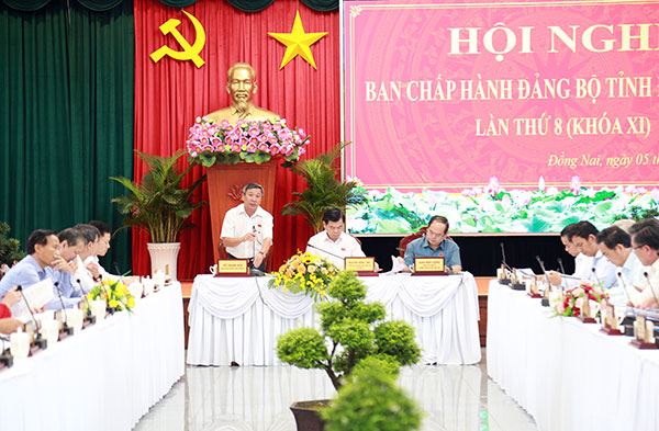 Đồng chí Hồ Thanh Sơn, Phó bí thư Thường trực Tỉnh ủy phát biểu tại Hội nghị. Ảnh: Công Nghĩa