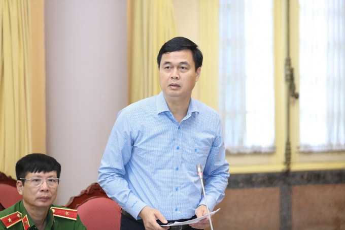 Ông Phạm Huy Giang, Trưởng ban Thi đua khen thưởng T.Ư, trả lời tại họp báo NGỌC THẮNG