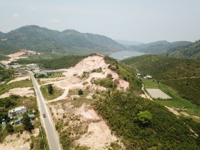 Hiện trường khai thác cát ở gần Thủy điện Đồng Nai 3, Lâm Đồng (minh họa) LV