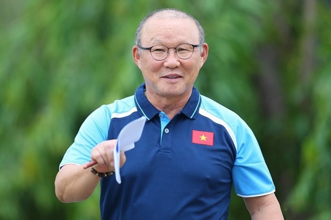 Huấn luyện viên Park Hang-seo luôn nghĩ về bóng đá Việt Nam. Ảnh: H.A