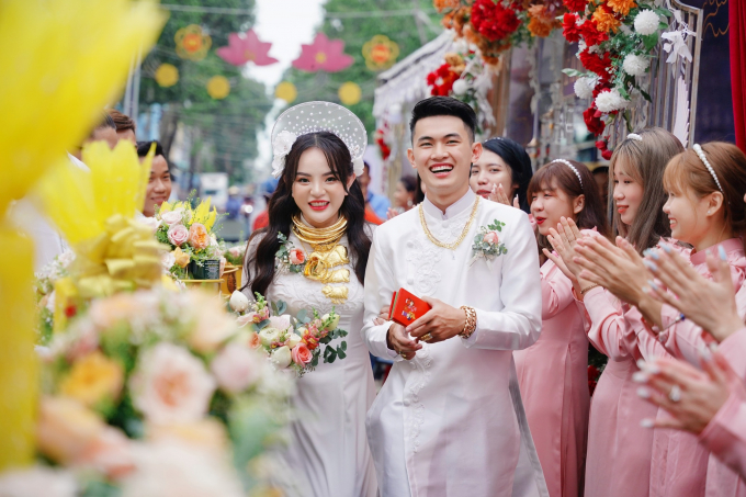 Đám cưới được tổ chức tại Sóc Trăng ngày 1.8 và tại Kiên Giang vào ngày 2.8 THÀNH NHÂN