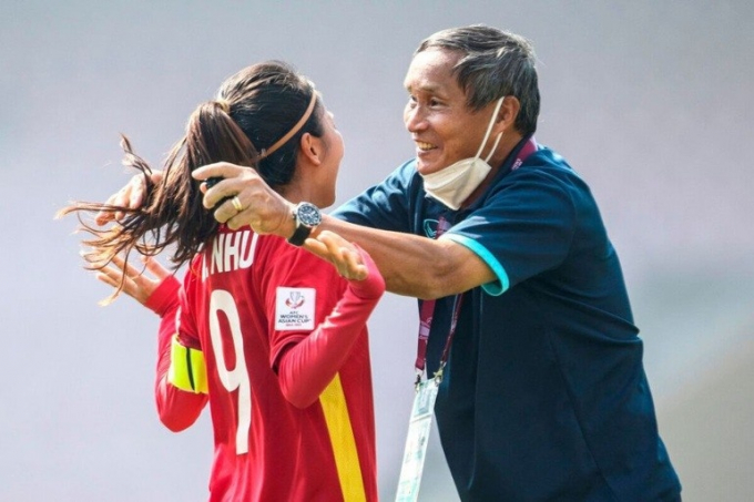 HLV Mai Đức Chung và Huỳnh Như là 2 biểu tượng của bóng đá nữ Việt Nam AFC