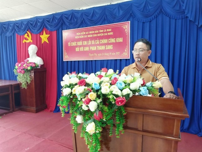 Ông Phan Thanh Sang, người bị truy tố oan sai tại tỉnh Cà Mau hơn 2 năm trời kêu oan đã được xin lỗi nhưng ông không chấp nhận lời xin lỗi đồng thời đòi bồi thường theo luật định. Ảnh: Nhật Hồ