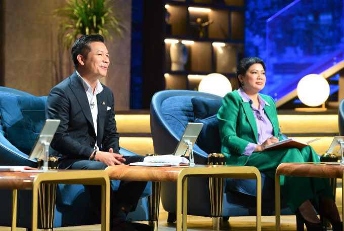 Shark Bình liên tục hỏi về việc các Shark sẽ đầu tư và lợi nhuận ra sao SHARK TANK