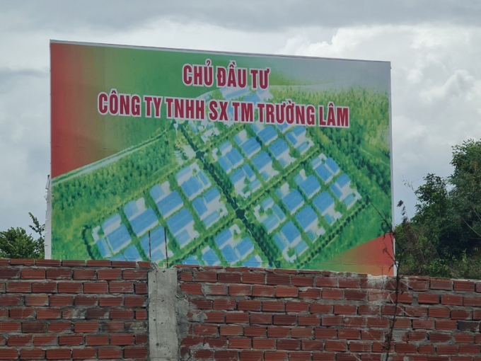 Trước khi hết hạn đầu tư vào ngày 31/8/2022, Công ty Trường Lâm đã kịp xây dựng một đoạn tường rào bên ngoài dự án.