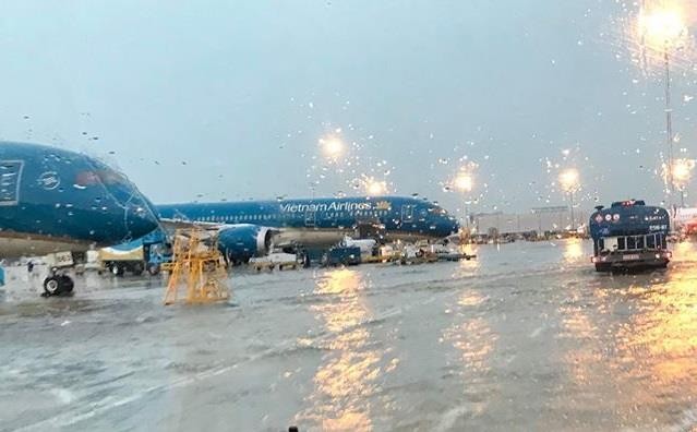 Nhiều sân bay ở miền Trung phải tạm ngừng khai thác để ứng phó bão số 4. Ảnh minh họa TPO