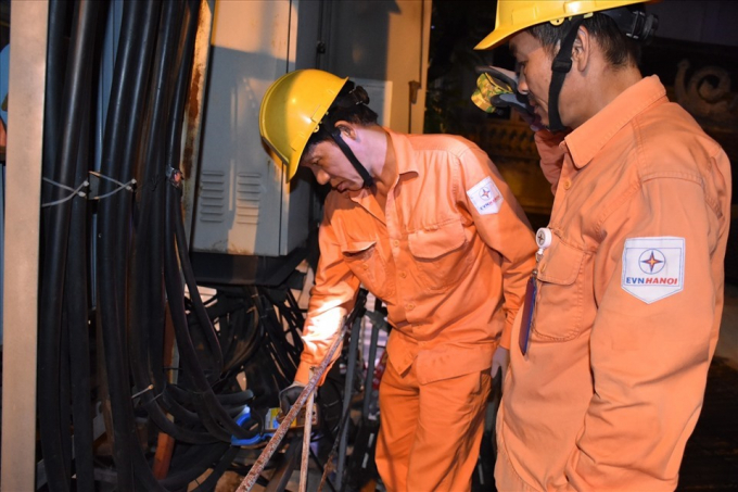 Bộ Công Thương lấy ý kiến điều chỉnh giá bán điện, cao nhất 3.356 đồng/kWh. Ảnh: EVN