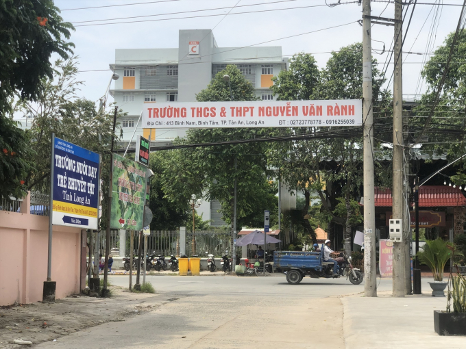 Trường THCS&THPT Nguyễn Văn Rành - nơi học sinh bị tử vong. Ảnh: An Long
