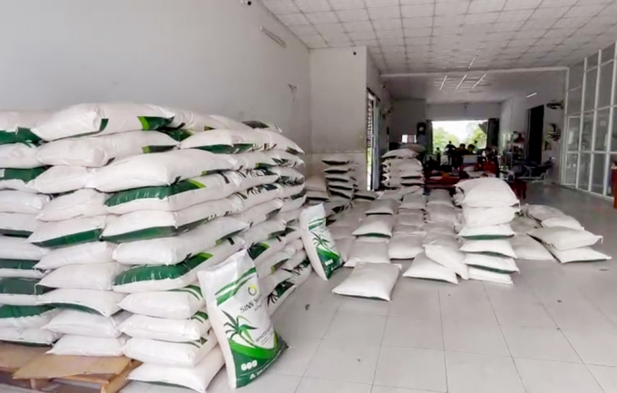 Cận cảnh tang vật đường nhập lậu. Ảnh: VT