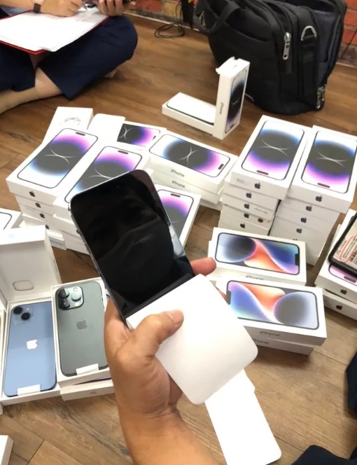 42 iPhone 14 bị tịch thu sẽ được bán ra