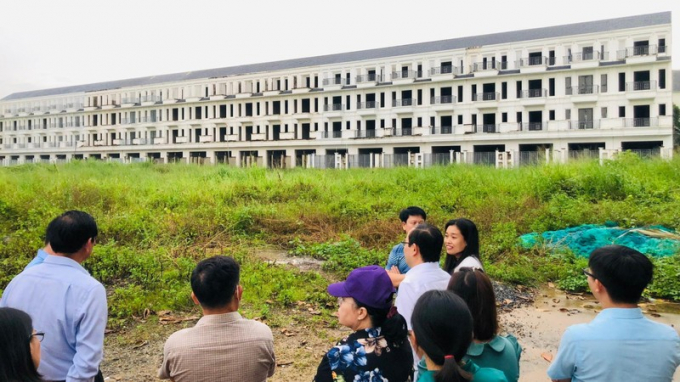 Đoàn giám sát của Đoàn Đại biểu Quốc hội tỉnh Đồng Nai tiến hành khảo sát thực địa dự án Khu dân cư Bình Đa vào ngày 16/8.