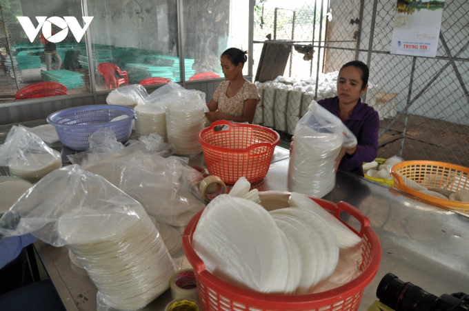 Mẫu mã bao bì vấn đề tưởng chừng nhỏ, dễ thay đổi lại đang trở thành đề tài “nóng” trong việc thay đổi tư duy sản xuất.