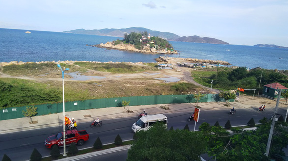 Dự án Nha Trang Sao tại trung tâm TP Nha Trang có nhiều vi phạm và tỉnh Khánh Hòa phải thực hiện rất nhiều thủ tục mới chấm dứt hoạt động, thu hồi dự án - Ảnh: PHAN SÔNG NGÂN