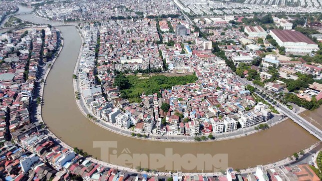 Khu đất vàng rộng hơn 9.460m2 (khu vực cây xanh) tại phường Hạ Lý (quận Hồng Bàng, TP Hải Phòng) vừa được đấu giá.