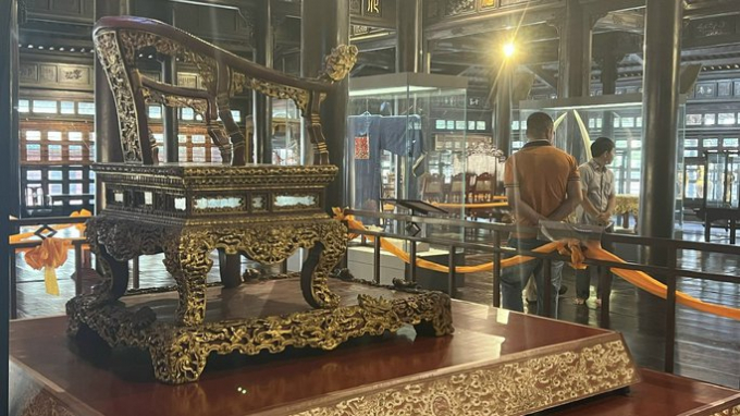 Ngai vàng ở điện Thái Hòa được trưng bày ở Bảo tàng Cổ vật cung đình Huế nằm sát bên Đại nội.