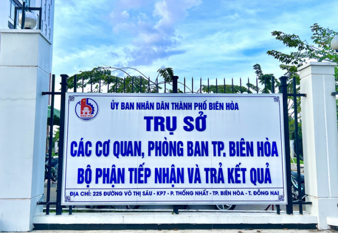 Trụ sở các cơ quan, phòng ban trong đó có Văn phòng đăng ký đất đai tỉnh Đồng Nai-Chi nhánh Biên Hòa.