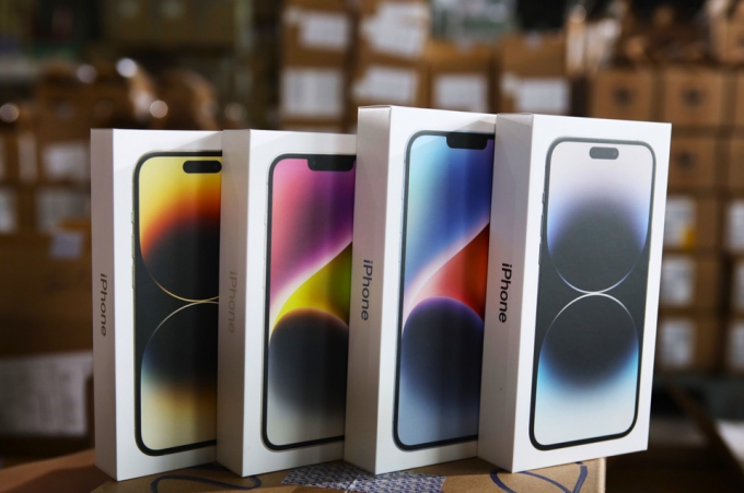 Các AAR tại Việt Nam phải nhầm kèm nhiều sản phẩm của Apple theo chính sách dạng