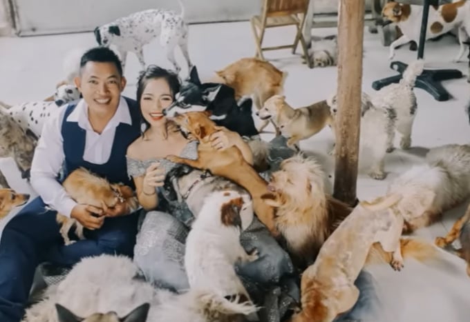 12 năm bên nhau, cả hai mới làm đám cưới.
