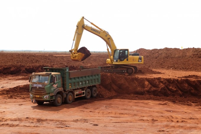Hoạt động thi công tại sân bay Long Thành (Ảnh: Duy Phương)