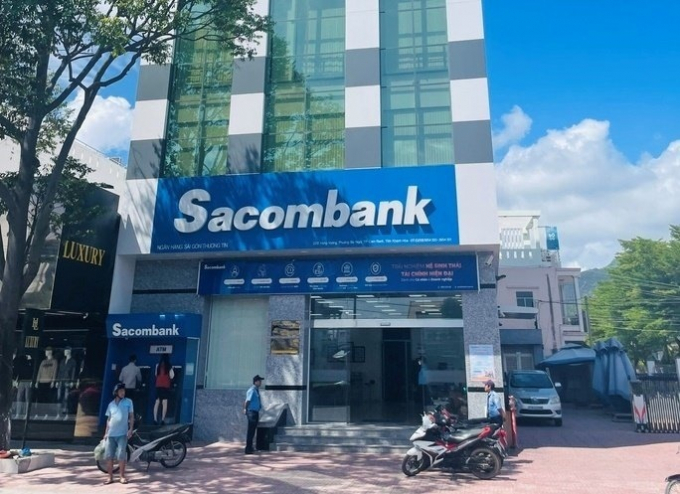 Phòng giao dịch Sacombank Cam Ranh. Ảnh: V.A.