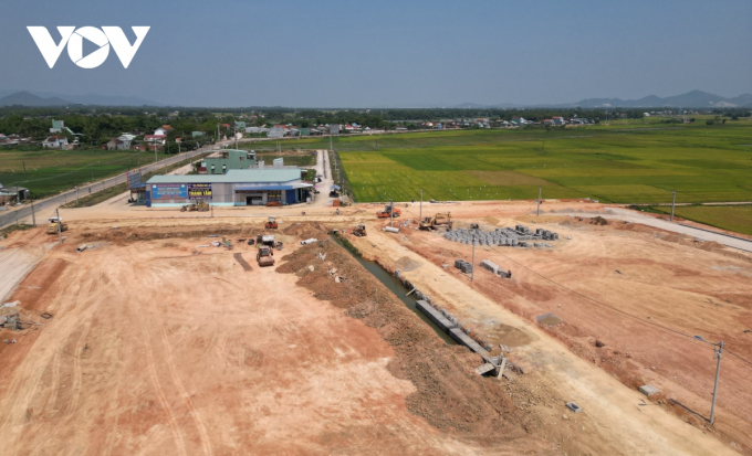 Khu tái định cư cao tốc Bắc-Nam ở tỉnh Bình Định đang được thi công.