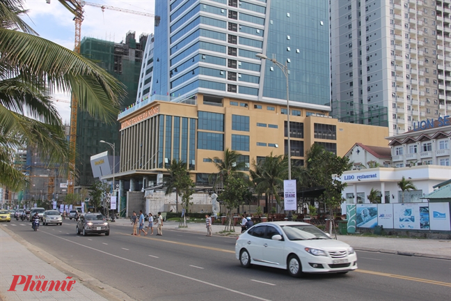 Tổ hợp khách sạn Mường Thanh và căn hộ cao cấp Sơn Trà