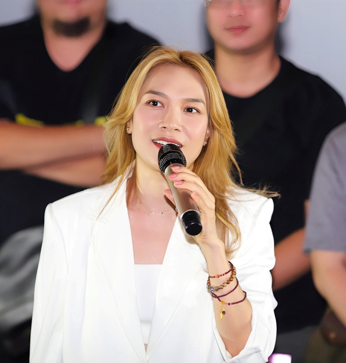 Mỹ Tâm giao lưu với khán giả của 