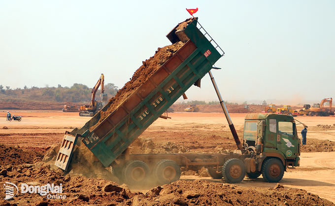 Phó thủ tướng Trần Hồng Hà giao ACV nghiên cứu áp dụng quy định thưởng phạt nhằm khuyến khích các nhà thầu áp dụng tiến bộ khoa học kỹ thuật trong thi công, điều hành, quản lý