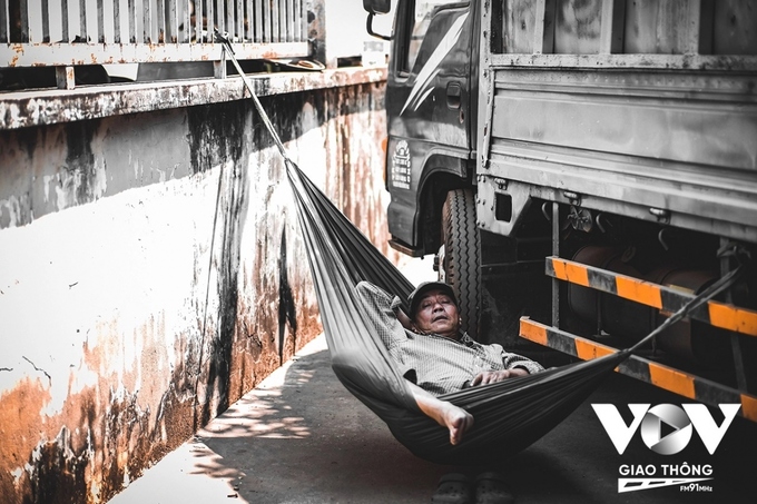 Chậm đăng kiểm khiến nhiều lao động trong ngành vận tải không có công ăn việc làm, tác động trực tiếp đến sản xuất và đời sống