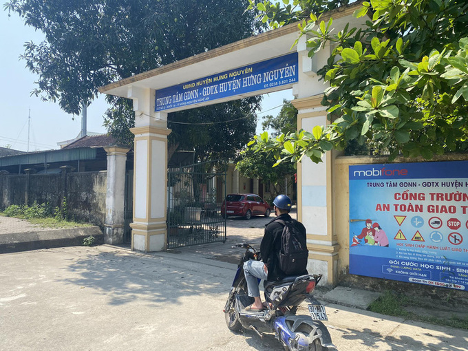 Trung tâm Giáo dục thường xuyên huyện Hưng Nguyên, nơi xảy ra vụ án cô Lê Thị Dung - Ảnh: DOÃN HÒA