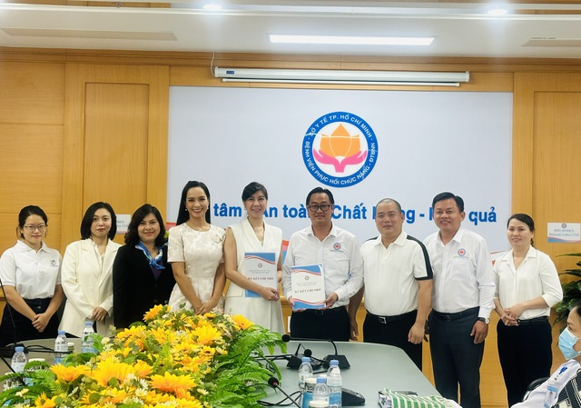 BV Phục hồi chức năng - Điều trị bệnh nghề nghiệp TP.HCM và Quỹ từ thiện “Nâng bước tuổi thơ” công bố dự án