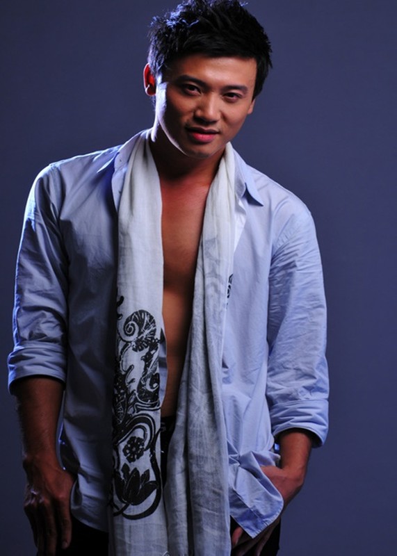 tai-nang-mc-khac-nguyen-tro-thu-cho-chu-tich-tran-hung-huy-Hinh-4