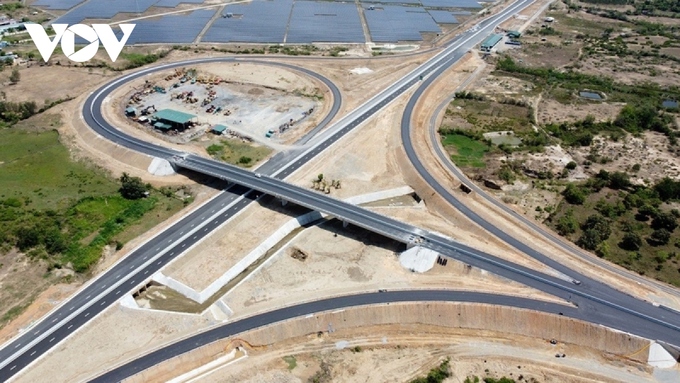 Nút giao kết nối cao tốc Nha Trang- Cam Lâm với thành phố Cam Ranh, tỉnh Khánh Hòa