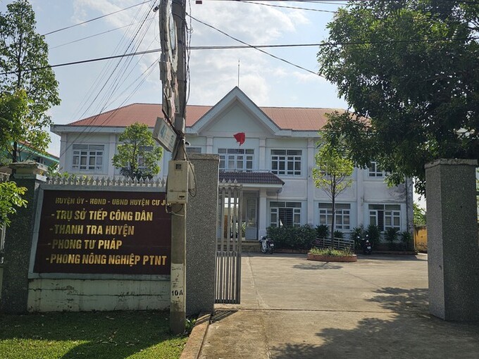 Ông Lê Trọng T. đã bị cách chức Trưởng Phòng Tư pháp huyện Cư Jút