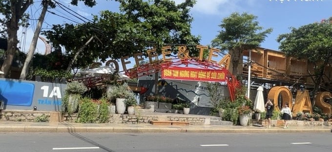 Quán cà phê Oasis coffee & tea (số 1A Trần Phú, phường 1, TP. Vũng Tàu) đã treo bảng tạm ngừng hoạt động