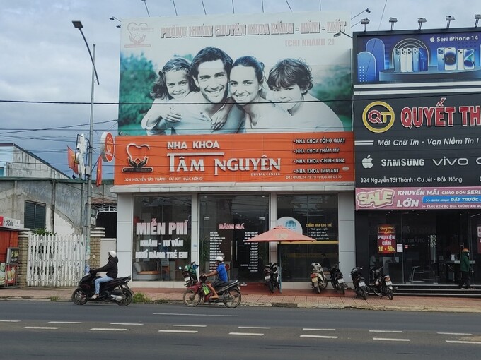 Trung tâm Nha khoa Tâm Nguyên tại huyện Cư Jút vừa bị Sở Y tế tỉnh Đắk Nông xử phạt hành chính.