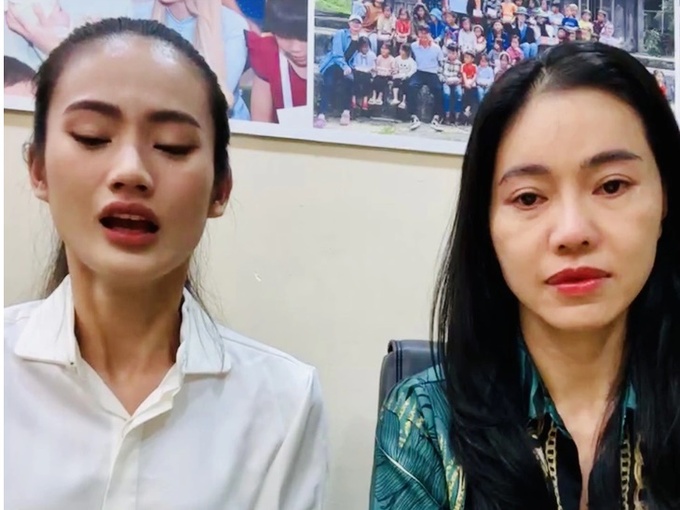 Hoa hậu Huỳnh Trần Ý Nhi (bên trái) khóc, xin lỗi khán giả - Ảnh chụp màn hình