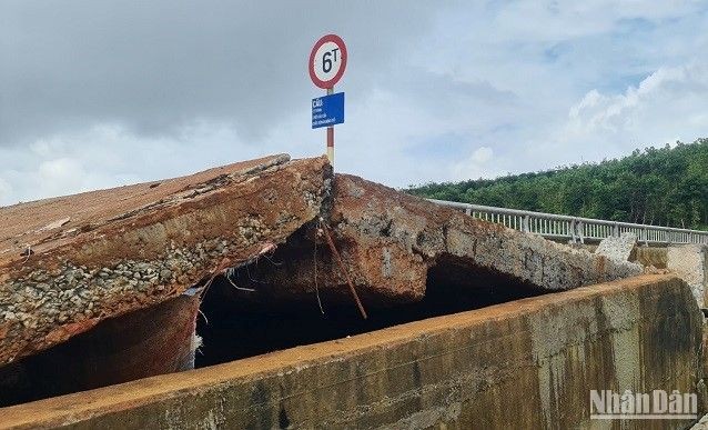 Hồ chứa nước Đắk N’Ting có tổng vốn đầu tư gần 138 tỷ đồng, chưa nghiệm thu đã gặp sự cố.